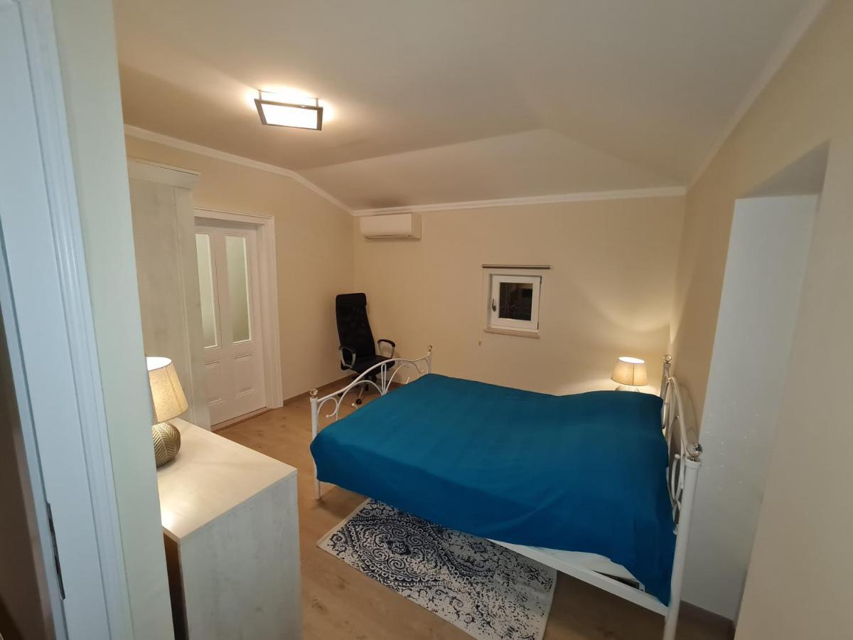 Villa Jure - Apartment Vlasta Lovran Eksteriør billede