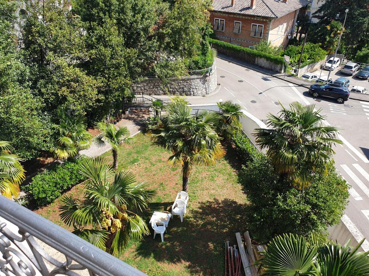 Villa Jure - Apartment Vlasta Lovran Eksteriør billede